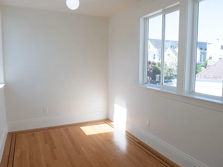 1045 Sanchez St — Photo 18