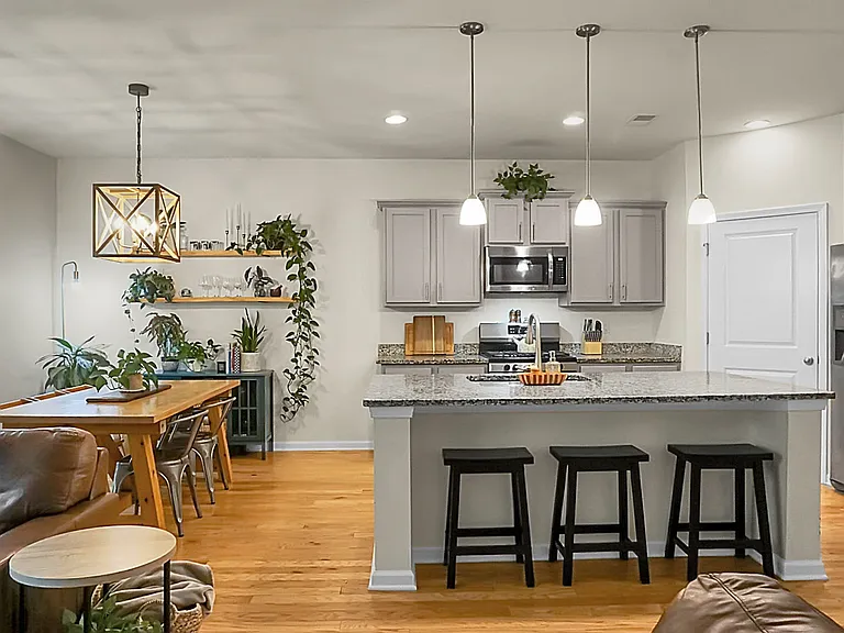 642 Woolum Dr — Photo 16