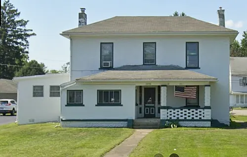 3777 Broadway Photo 1