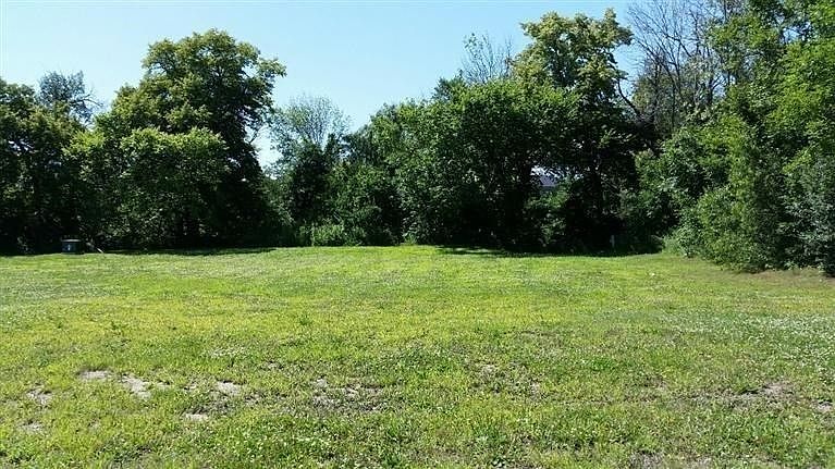 2nd image of 1432 Park West Cir W