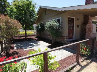 1543 Wright St, Santa Rosa, CA 95404