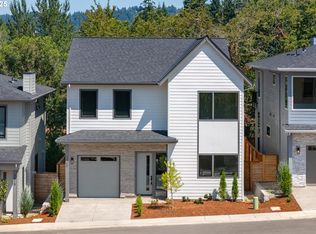 7737 SW 42nd Ave #17, Portland, OR 97219