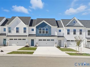 6806 Sunrise Oasis Ln, Midlothian, VA 23112