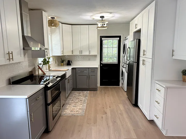 449 Lynhurst Dr — Photo 7
