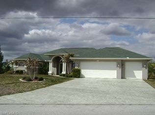 401 NE 17th Ter, Cape Coral, FL 33909