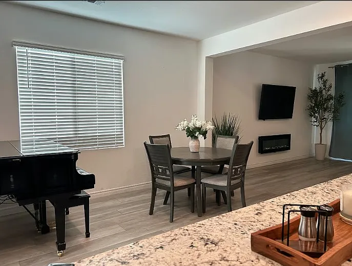 4372 Panoramic View Ave — Photo 11
