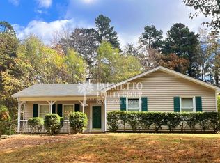 4615 Pennoak Rd, Greensboro, NC 27407