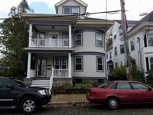 1st image of 15 Titcomb St #1