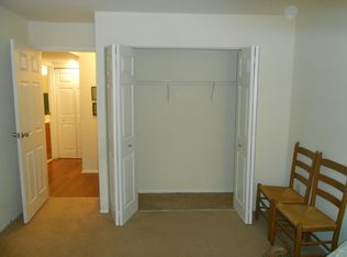 11659 Charter Oak Ct APT 201, Reston, VA 20190