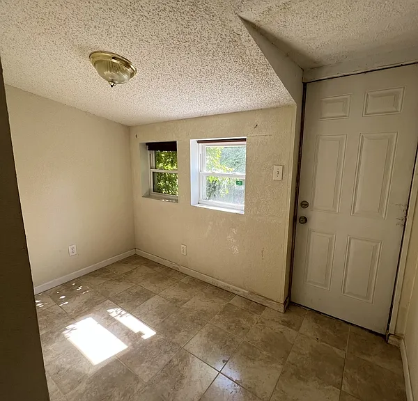 218 Dorset St #1 — Photo 11