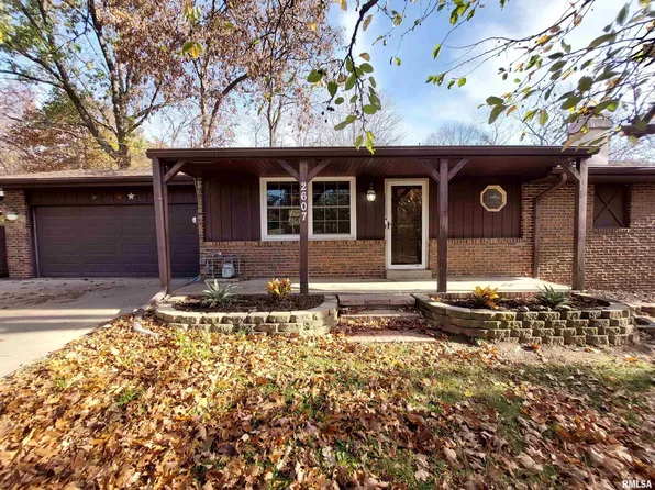 2607 W Jackson St, Morton, IL 61550