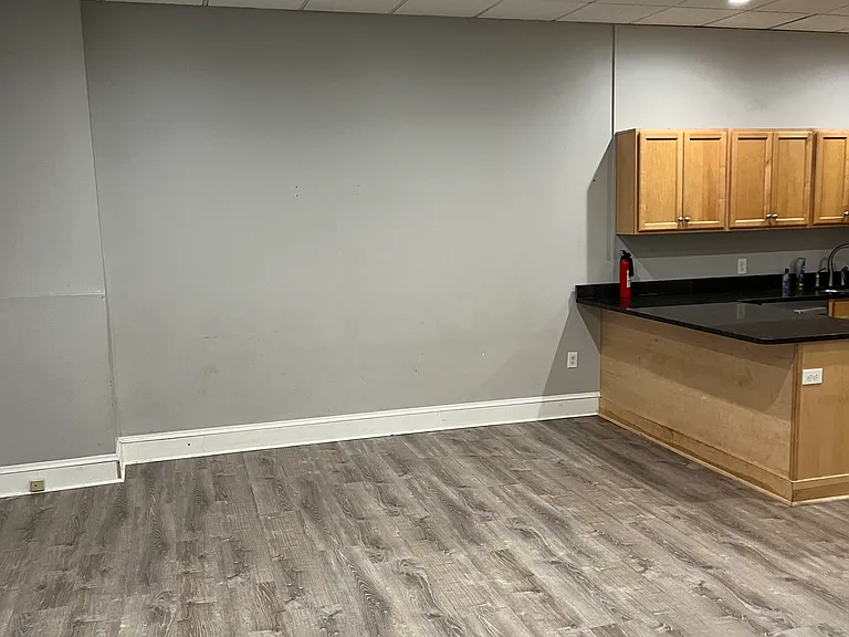 182 S Main St #1C — Photo 11