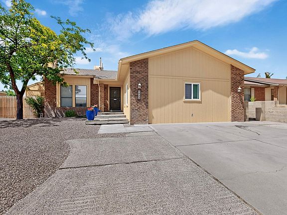 3rd image of 6909 Quarter Horse Ln NW