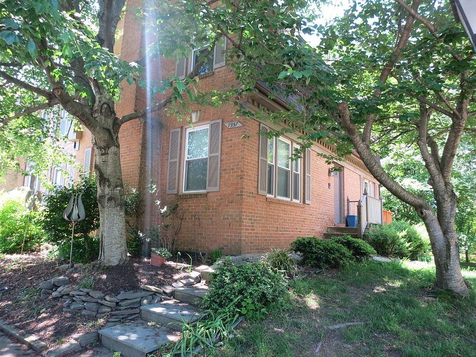 1st image of 7957 Yancey Dr