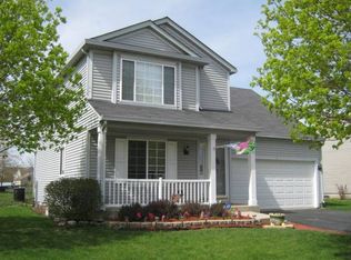 5 Gladys Ct, South Elgin, IL 60177