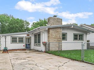 304 Roosevelt Rd, Valparaiso, IN 46383