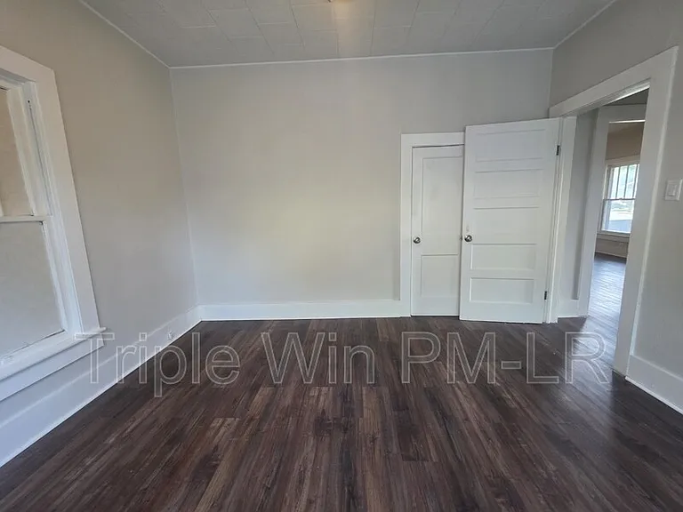 609 N Morrill St — Photo 27