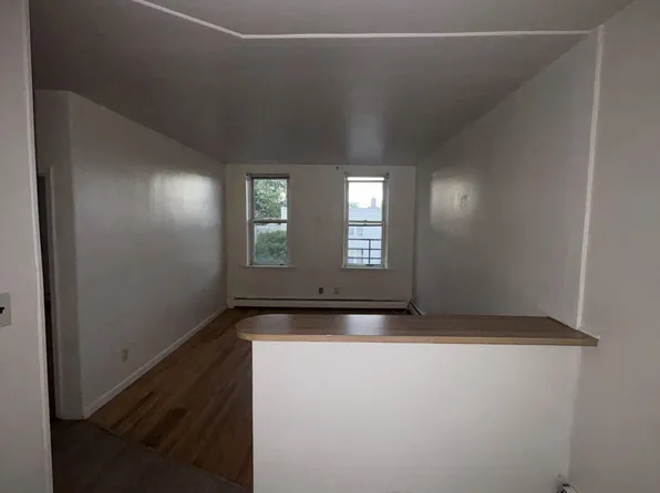 1046 Broadway image 1 of 12
