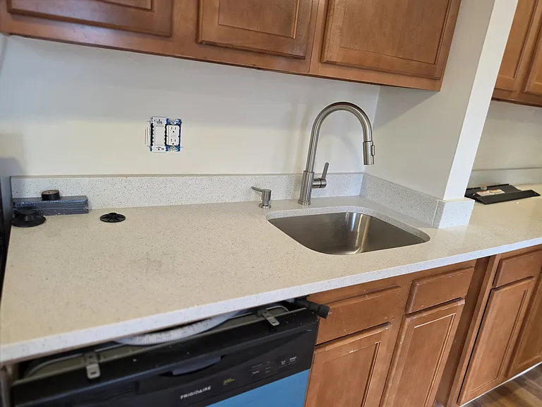 61 Oak St #2 — Photo 5