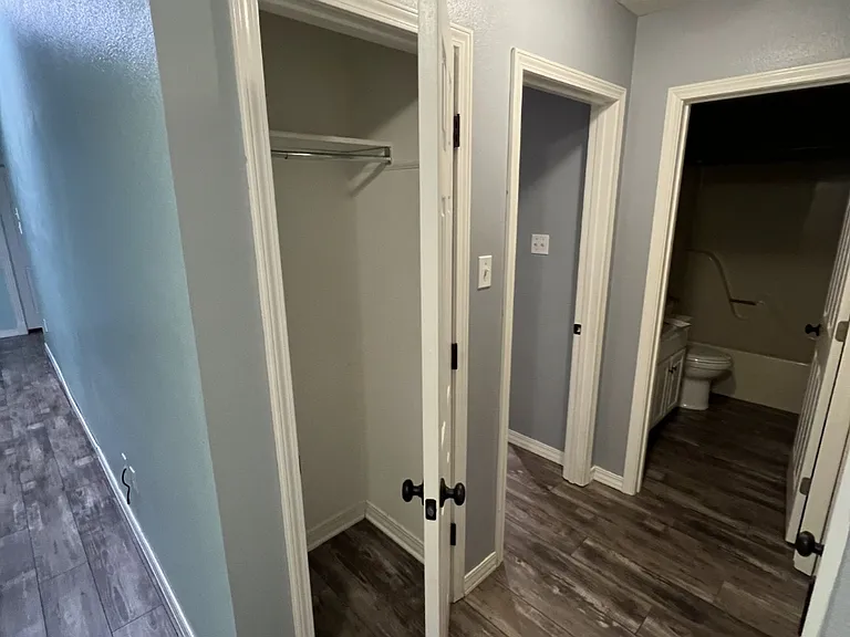 2220 Chase Dr — Photo 11