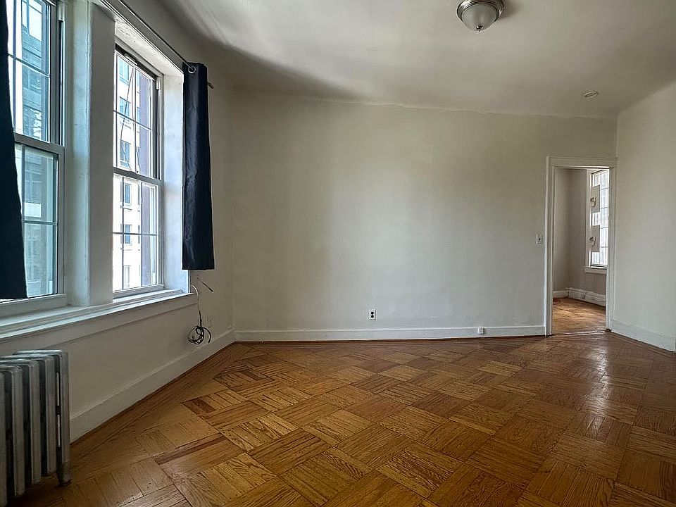 1st image of 41-10 29th St #3