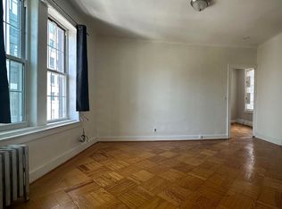 41-10 29th St #3, Long Island City, NY 11101