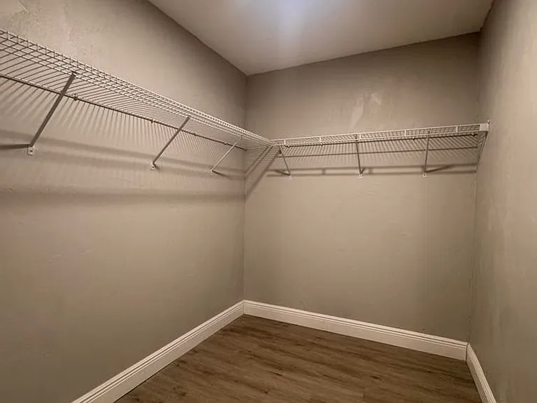 603 Ridge Blvd — Photo 11