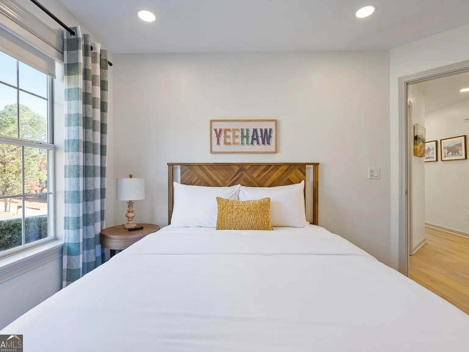 3 bed, 2.0 bath, $5,688 — Photo 3