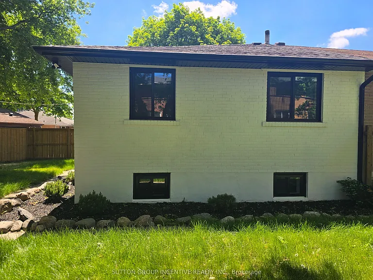 69 Marlin Ct — Photo 3