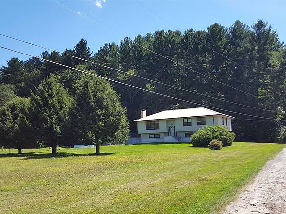 3rd image of 17 Englese Dr