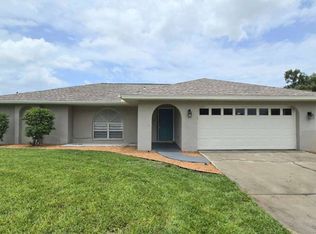 8013 Sandpiper Rd, Fort Myers, FL 33967