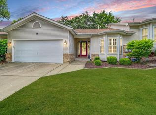 18 Spring Gardens Ct UNIT 2B, Saint Charles, MO 63303