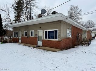 2362 & 2364 Newton St, Akron, OH 44305
