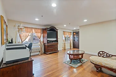 1720 New York Avenue, #202