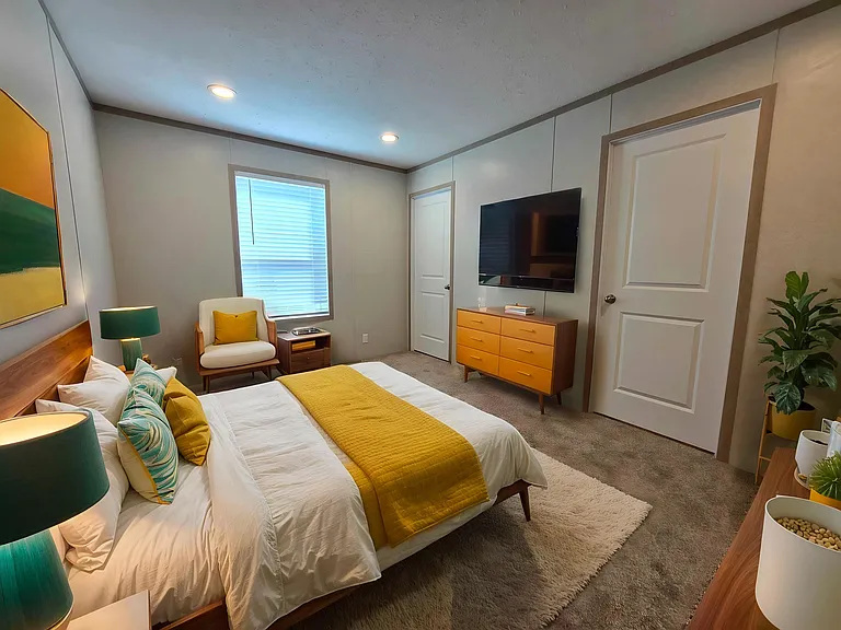 29800 Guilford Cir #297 — Photo 8