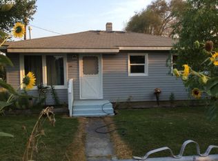 1015 W Madrona Ave, Hermiston, OR 97838