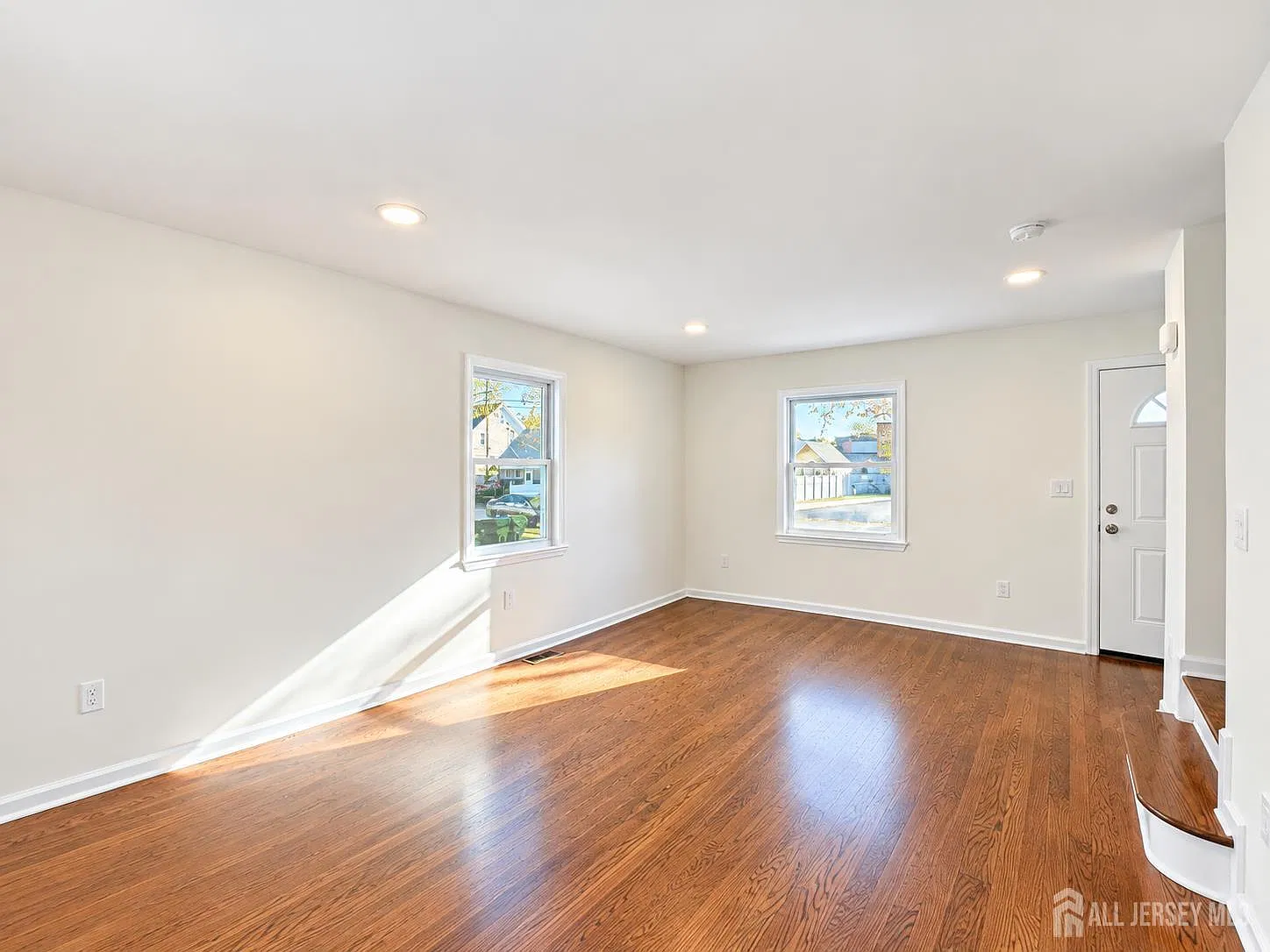 3 bed, 2.0 bath, $3,600 — Photo 4