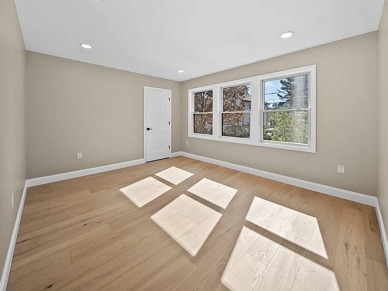 432 Jefferson St #1 — Photo 32