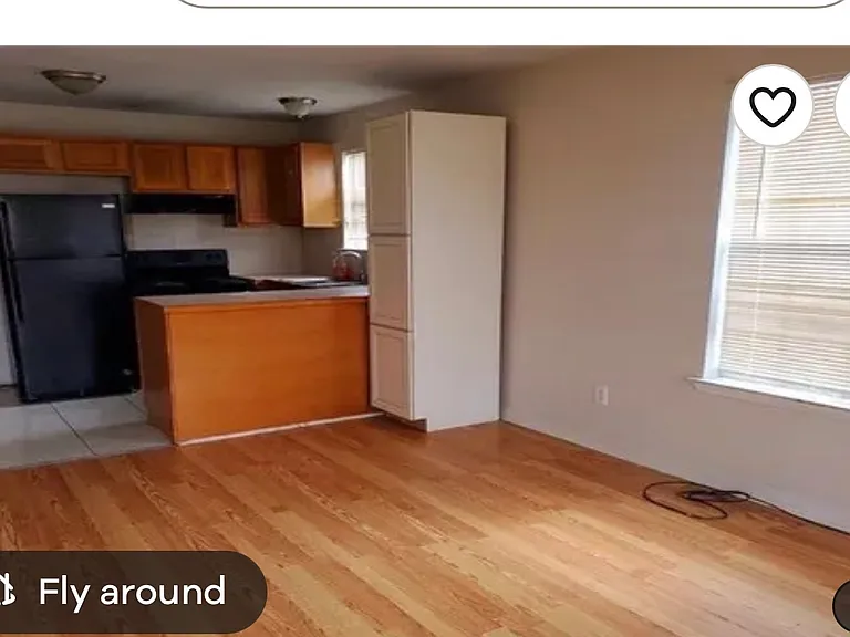 2717 Cherry St — Photo 4