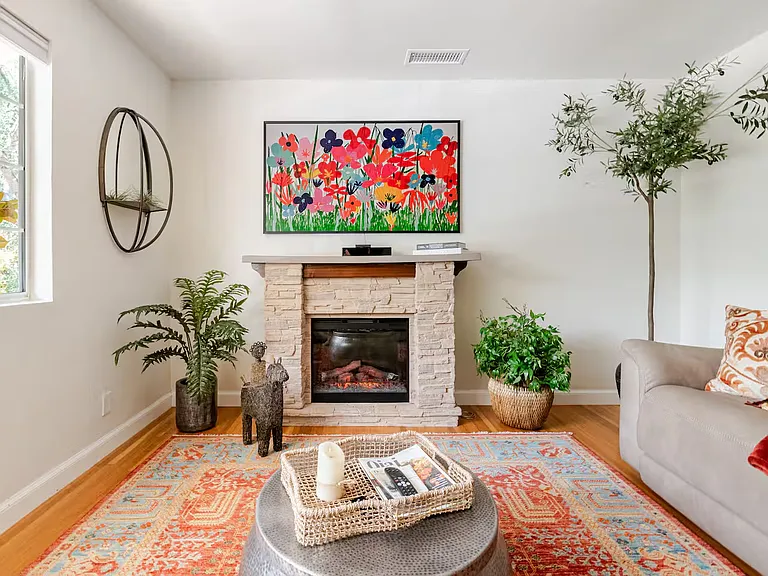 1227 Cruzero St — Photo 7