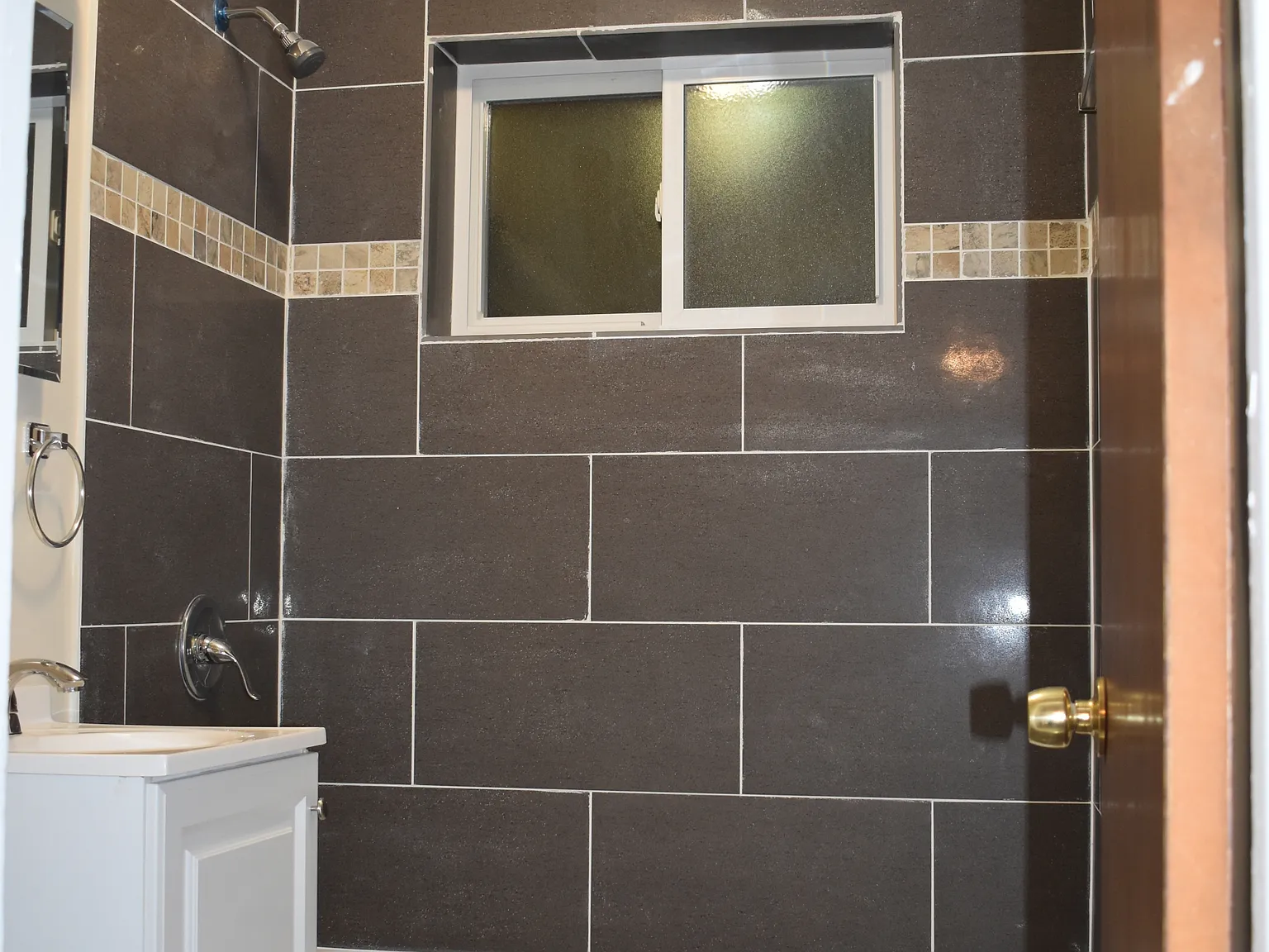 1939 South 5th Avenue - 2N — Photo 2
