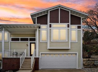 6633 S Chickahauk Trl, Middleton, WI 53562