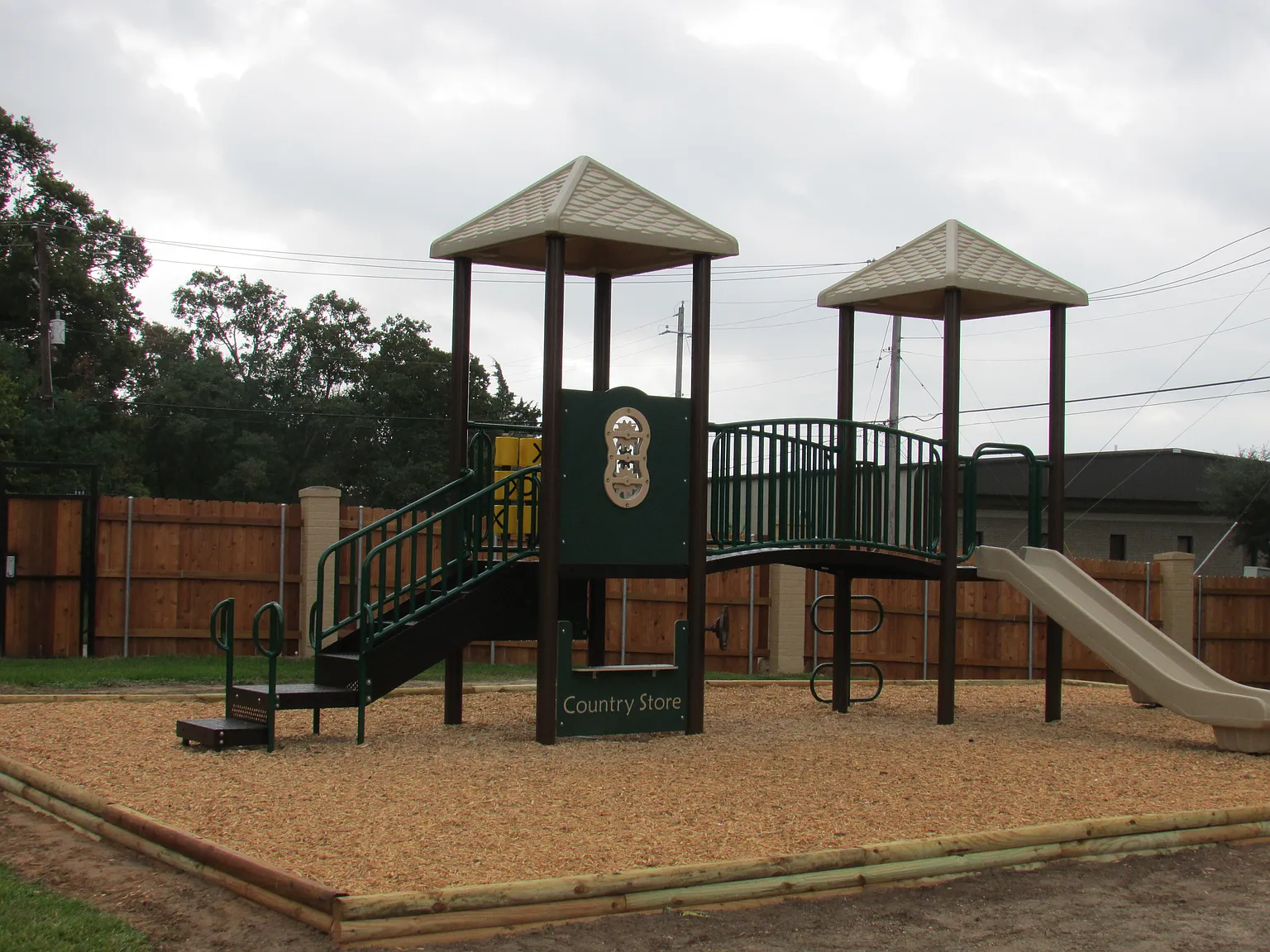 The Oaks of League City — Photo 3