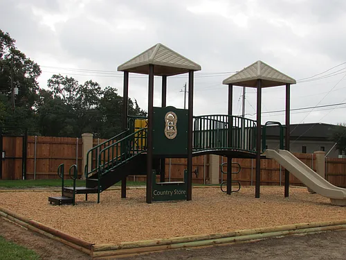 The Oaks of League City Photo 1
