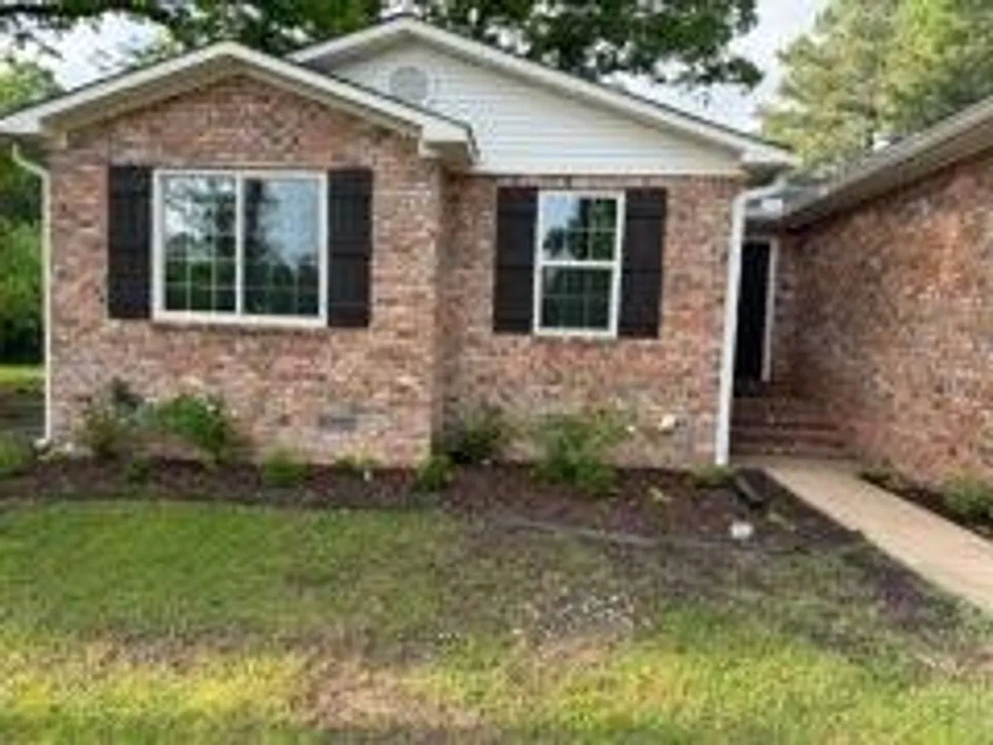 Great Home in Country Setting — Photo 2