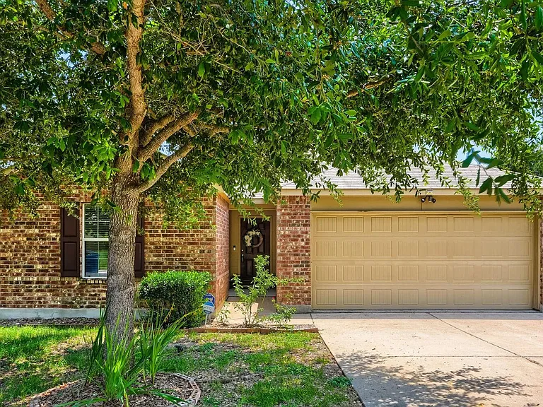9421 China Rose Dr — Photo 1