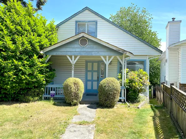 1955 Pitt River Rd, Pt Coquitlam, BC V3C 1R2