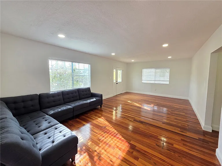 13501 Egbert St — Photo 48