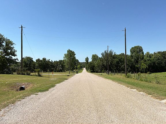 5th image of 270 Jeremy Ln