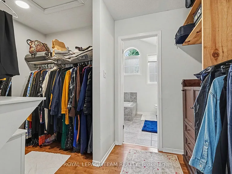 19 Keighley Cir — Photo 11